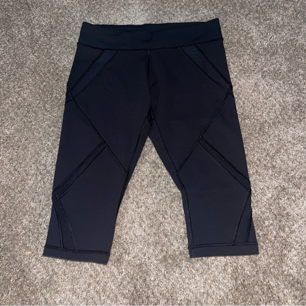 Lululemon cropped leggings